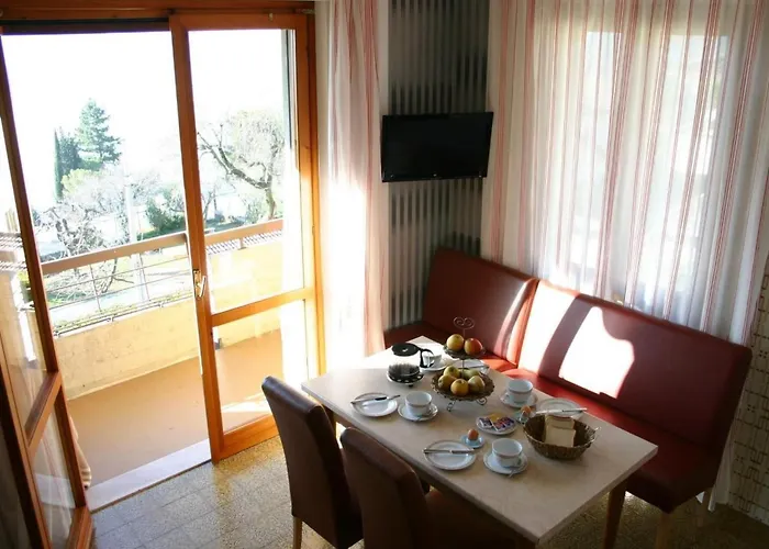 208 By Interhome Apartman *